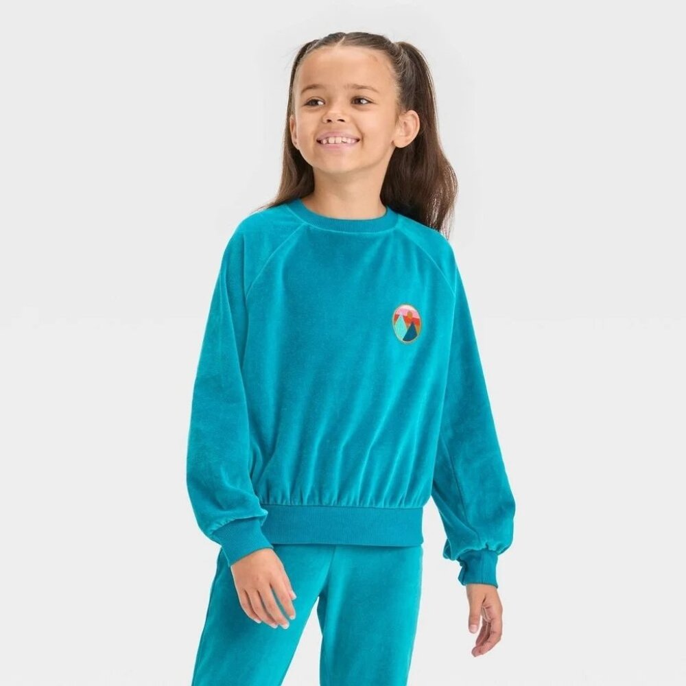 Cat & Jack Velvet Long Sleeve Turquoise Sweatshirt With Logo Patch size 10-12